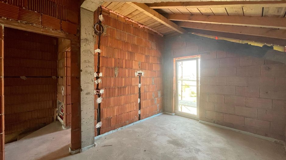 Duplex cu 4 camere- Super Poziție - Moșnița Nouă - Poză 14