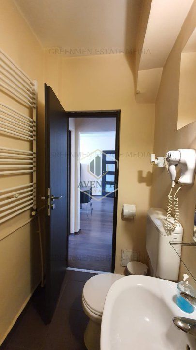 Piata Romana ASE, renovat complet modern, vedere stradala, listat pe AIRBNB - Poză 7