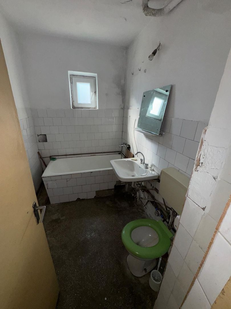 apartament 2 camere,zona Independentei ,et 2, gaz - Poză 3