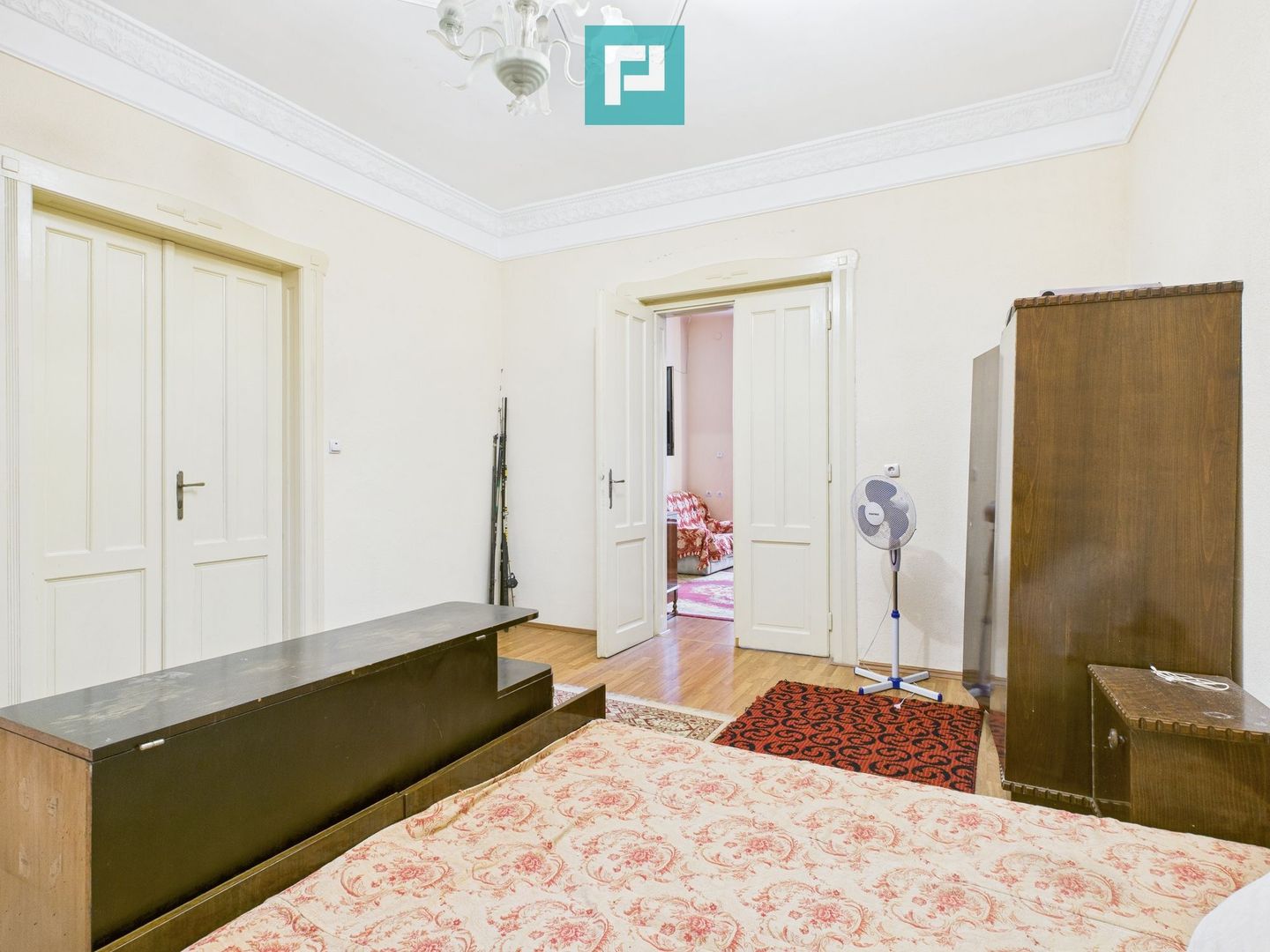 CONAC IMPRESIONANT ÎN GHIOROC - Poză 45