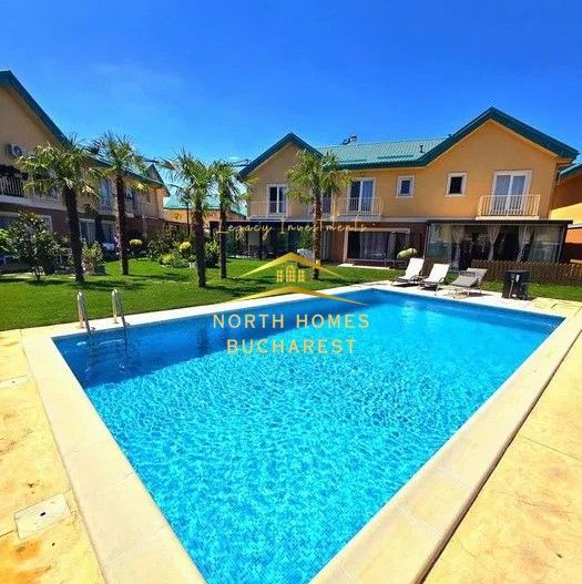 Vila tip M de vanzare in Cosmopolis, curte, piscina si parcari - Poză 1