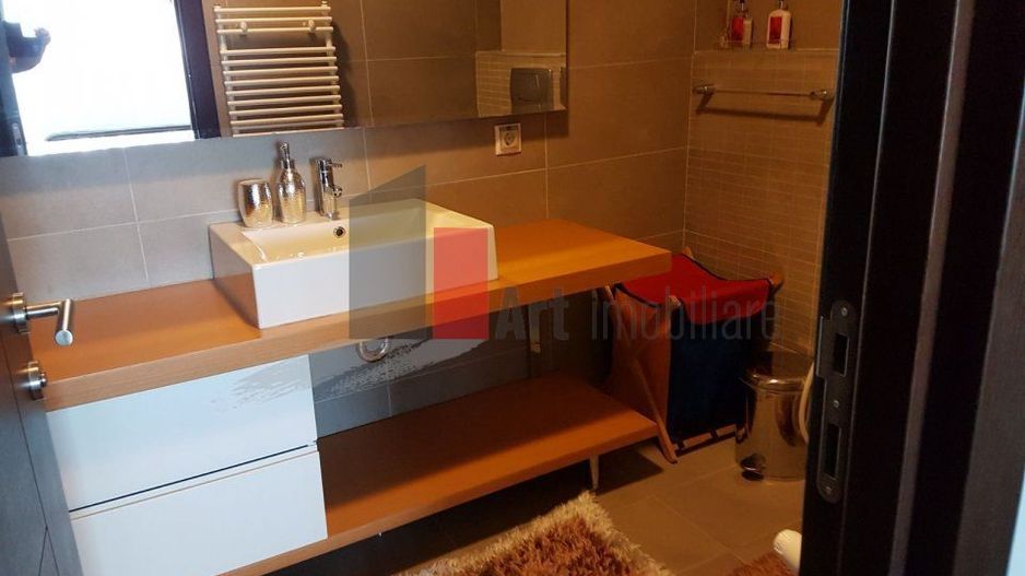 3 Camere Vitan Mall - Poză 8