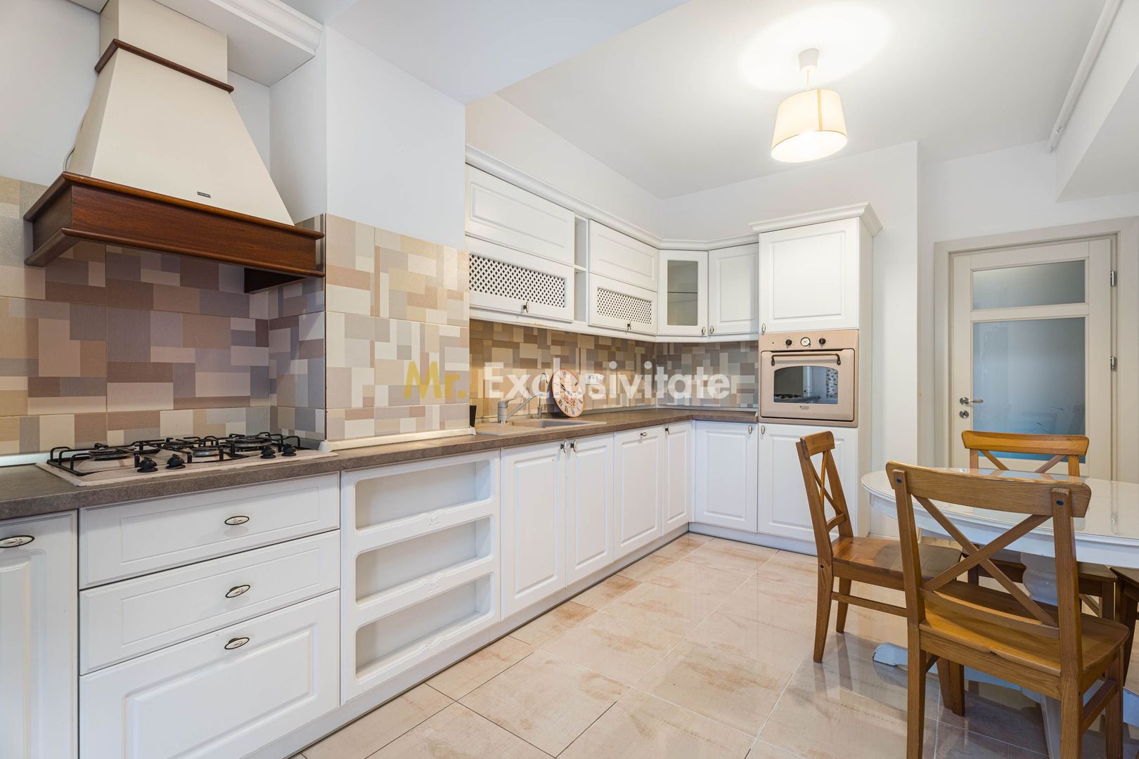 Apartament cu 2 locuri de parcare | Curte proprie | Lacul Tei - Poză 3