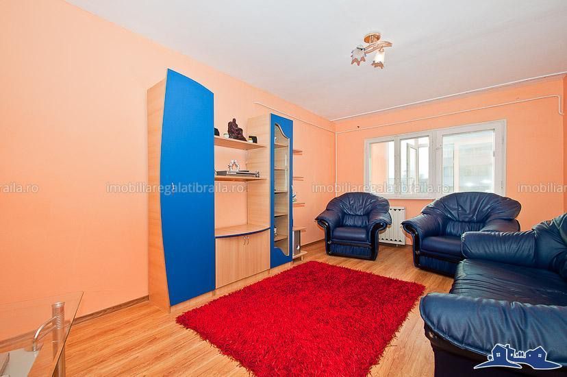 De inchiriat apartament cu 2 camere, Piata Centrala, 370 euro - Poză 1
