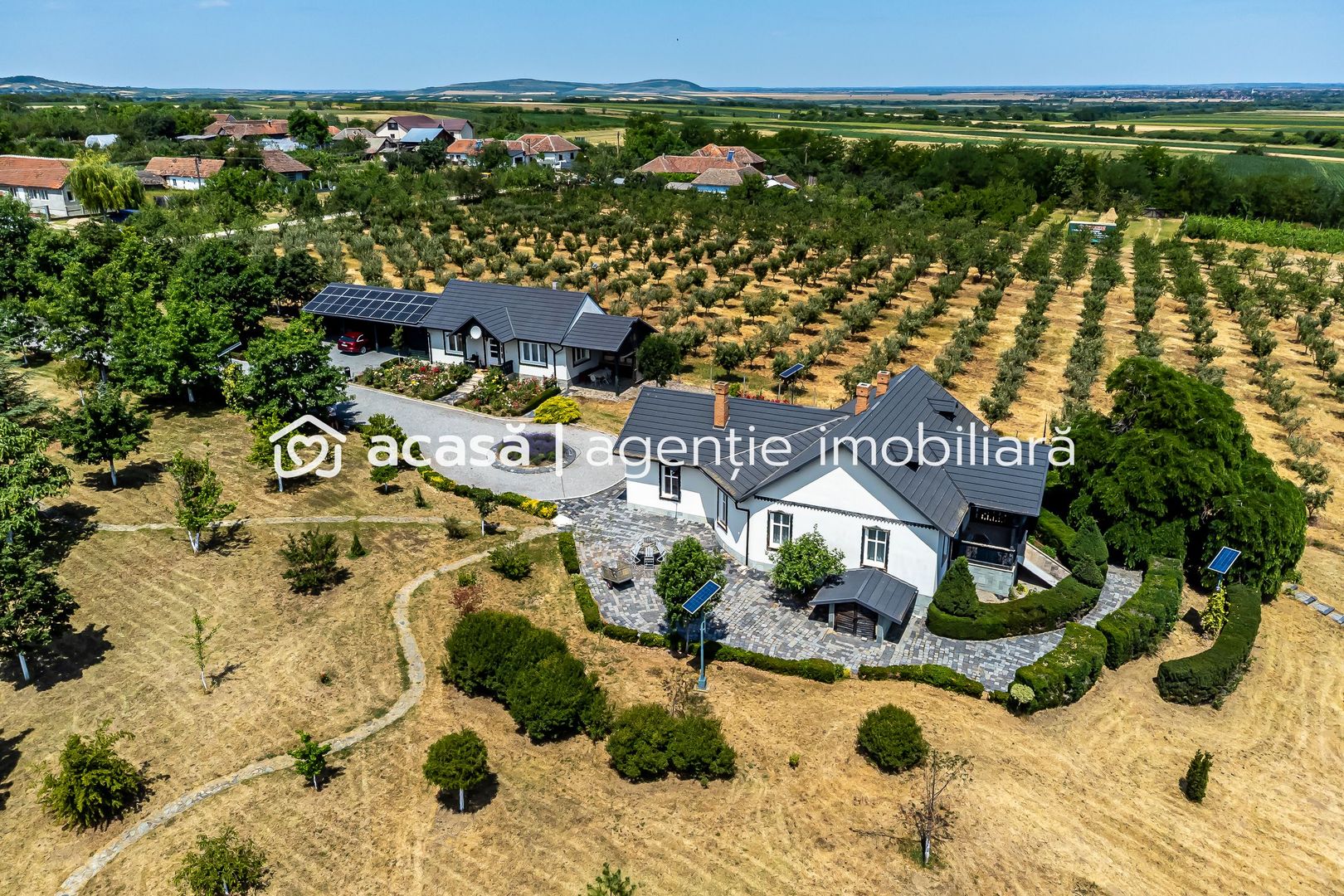 VÂNDUT Visezi la o proprietate unică, plină de istorie și farmec? - Poză 13