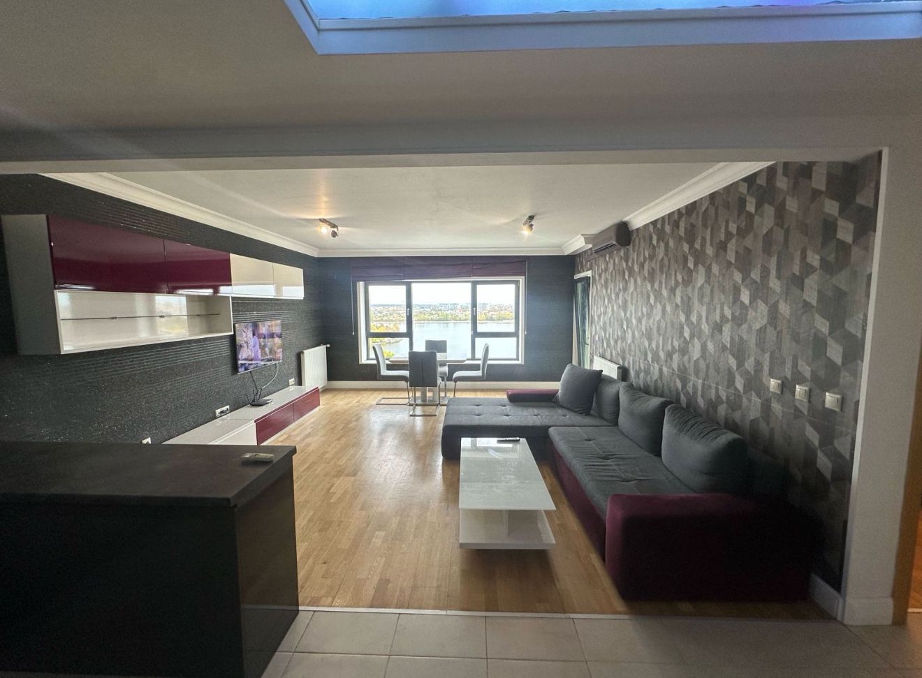 AP. 2 CAMERE EMERALD RESIDENCE, PARCARE, BLOC NOU, SALA FITNESS, BOXA - Poză 2