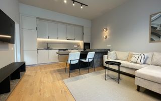 Apartament ultrafinisat cu 2 camere de vanzare in zona Semicentrala! - Poză 1