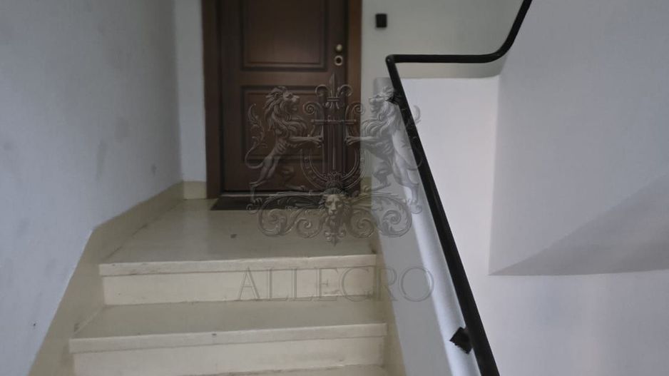 Piata Romana | Apartament | 188mp | 5 Camere | 5 Balcoane | 1934 - Poză 8