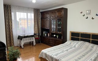 Apartament cu 1 cameră, etaj 3/4, 30 mp utili, zona Piața Rușilor - Poză 1