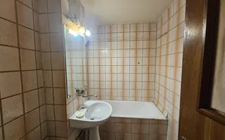 2 camere, etaj 2 Eremia - Poză 11