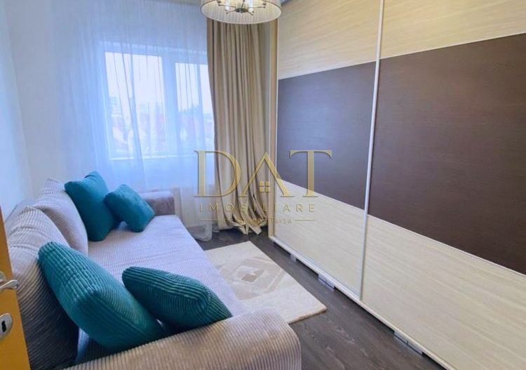 Apartament | 4 camere |  etaj intermediar | zona Titulescu - Poză 3