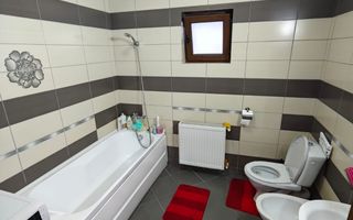 Apartament 2 camera dec.| 62 MP | et. 3/3 | Mobilat & utilat |PARCARE| POD 28 MP - Poză 8