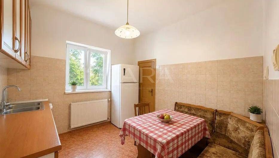 Apartament elegant cu 3 camere în vilă, Ultracentral - Poză 4