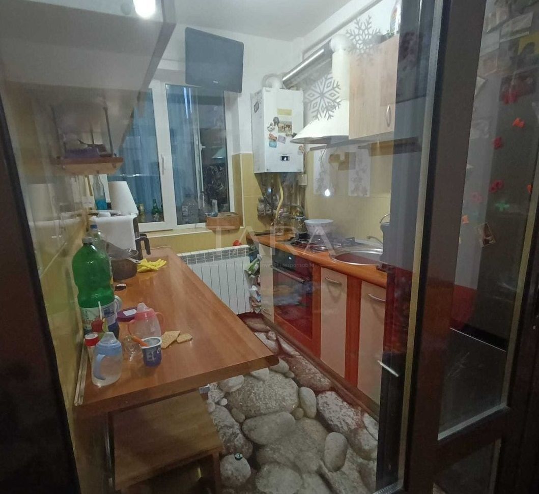 Apartament cu 2 camere – Zona rezidențială liniștită - Poză 3