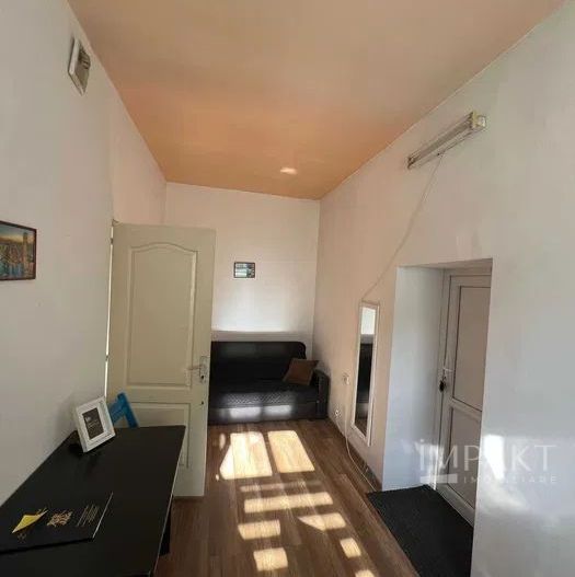 Apartament cu 2 camere de vanzare in zona ultracentrala! - Poză 4