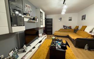 Apartament cu 3 camere de vanzare - 2 balcoane - zona Bucovinei - Poză 1