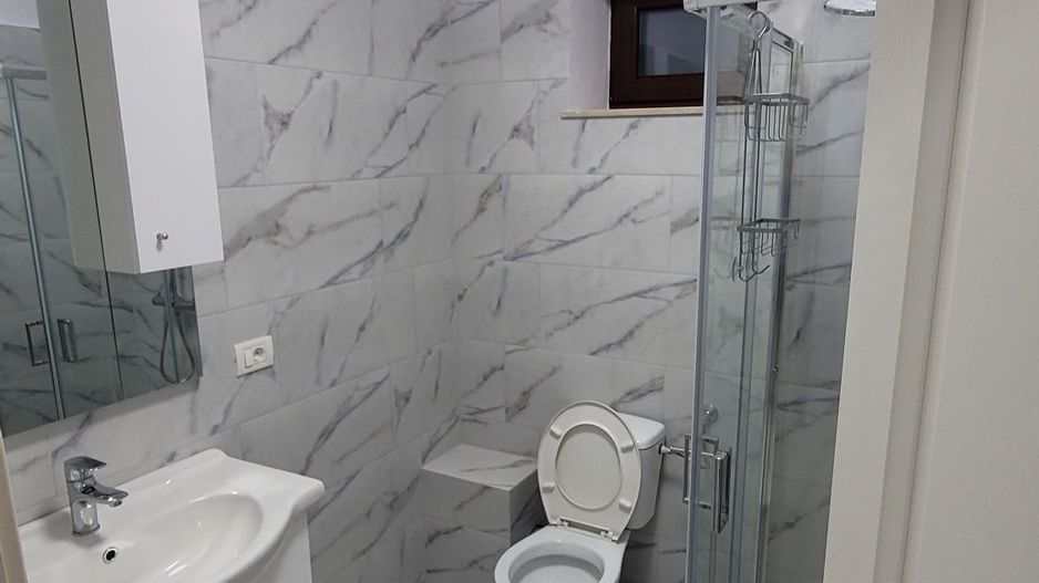 Apartament cu 3 camere situat la casa de inchiriat in Alba Iulia - Poză 2