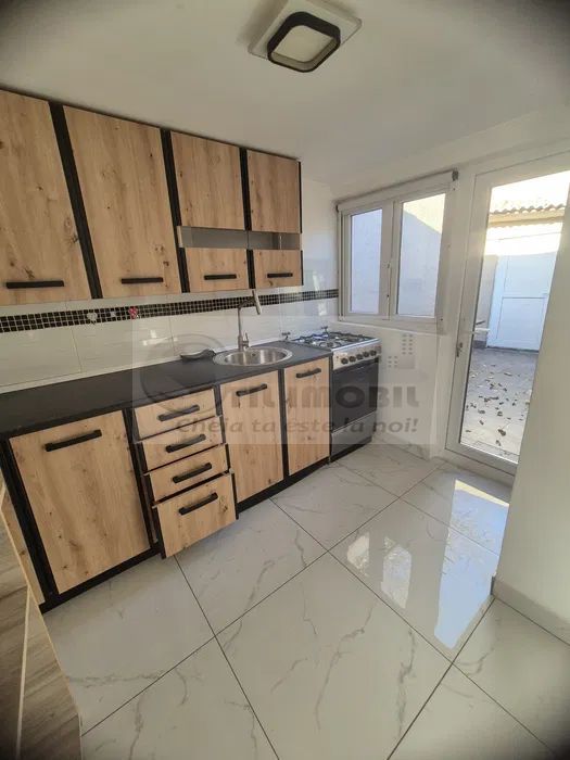 Casa 3 camere Galata - 599 euro - Poză 1