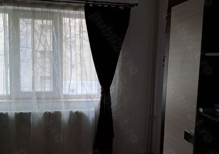 APARTAMENT 3 CAMERE DECOMANDAT BLOC 1980 REABILITAT VIRTUTII - Poză 3