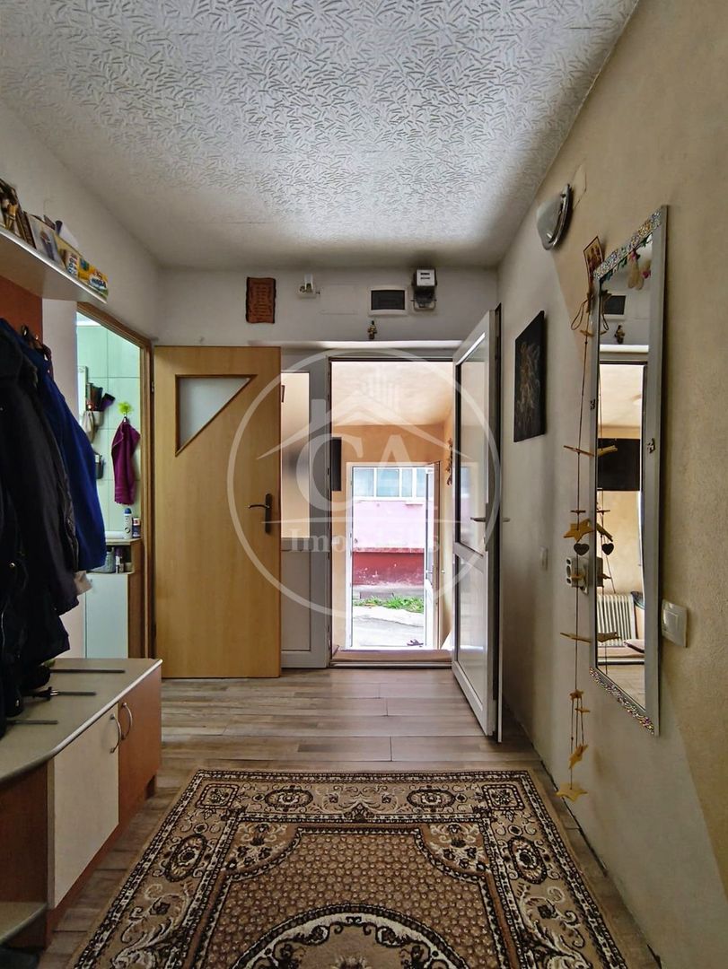 Apartament cu 2 camera la curte comuna de vanzare Central, Oradea - Poză 10