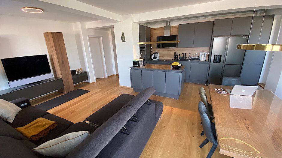 Penthouse Calea Aradului -  terasa 40 mp - Poză 1