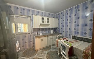 3 cam in zona Vitan Mall - Poză 8