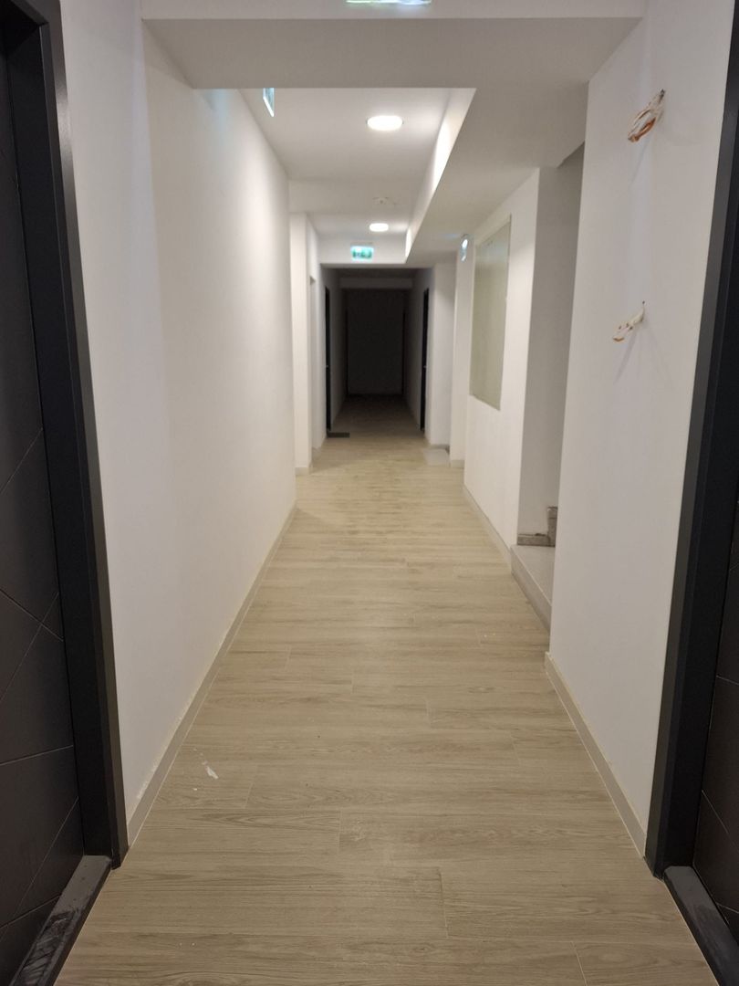 Prima Inchiriere 2 camere Complex Novum Gorjului - Poză 16