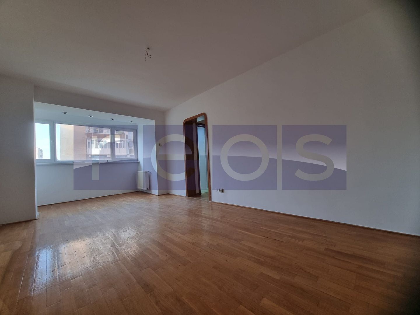 VANZARE 2 CAMERE - SEMIDECOMANDAT-ZONA TINERETULUI - Poză 4