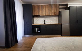 Vand garsoniera superfinisata, bloc nou, zona spitalul Judetean - Poză 1