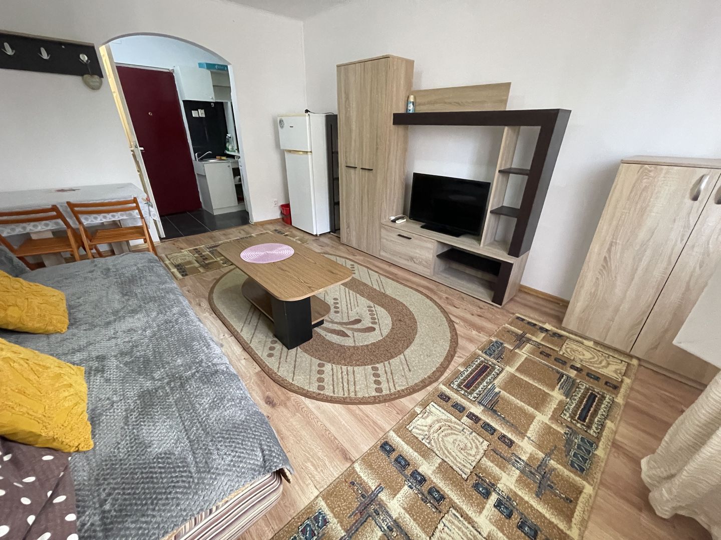 Garsonieră de vânzare în zona Aradului - Poză 3