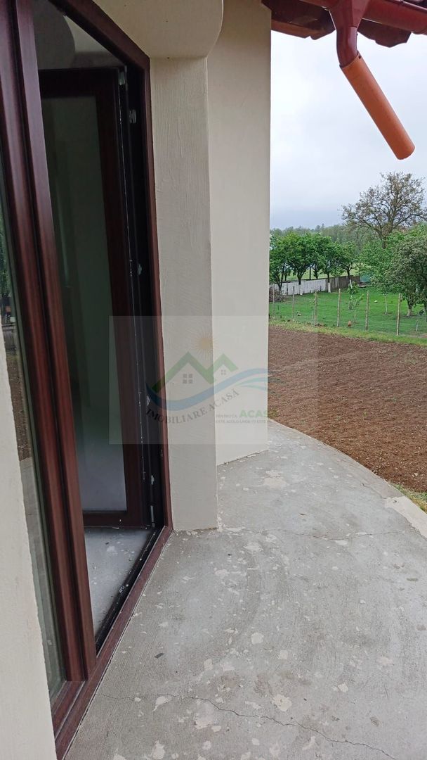 Casă/Vilă Dumbrăveni/Suceava - Poză 16