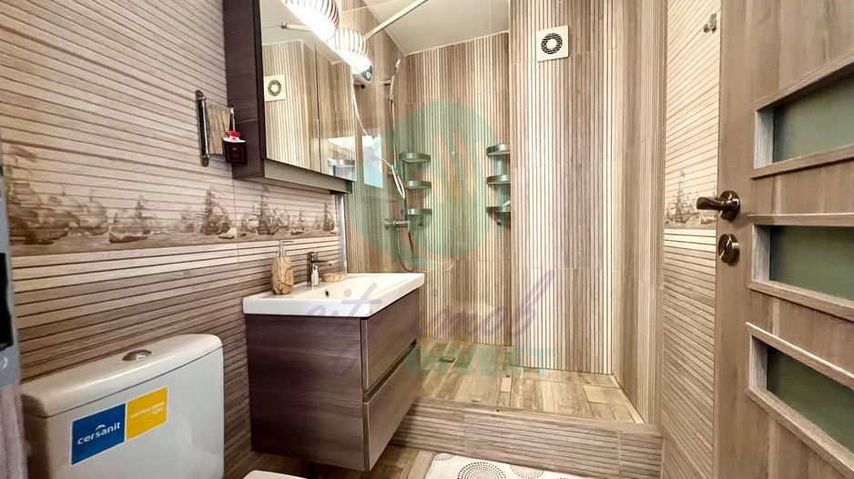 4 camere pe Bulevardul Unirii- Bloc monolit 1995 - Poză 8