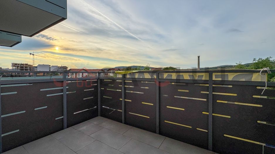 2 camere la cheie, bloc nou - Poză 7