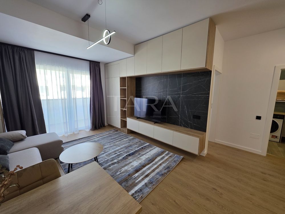 Apartament nou, finisat și utilat complet, cu balcon generos. - Poză 1