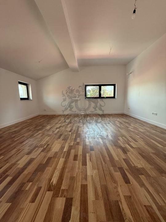 Vanzare | Vila Consolidata | Renovata | 2024 | 257 mp utili | Superba - Poză 15