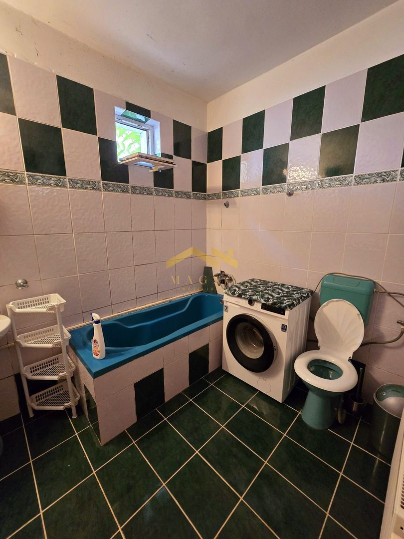 Casa de vanzare cu teren mare pe Ady Endre Aradul nou - Poză 14