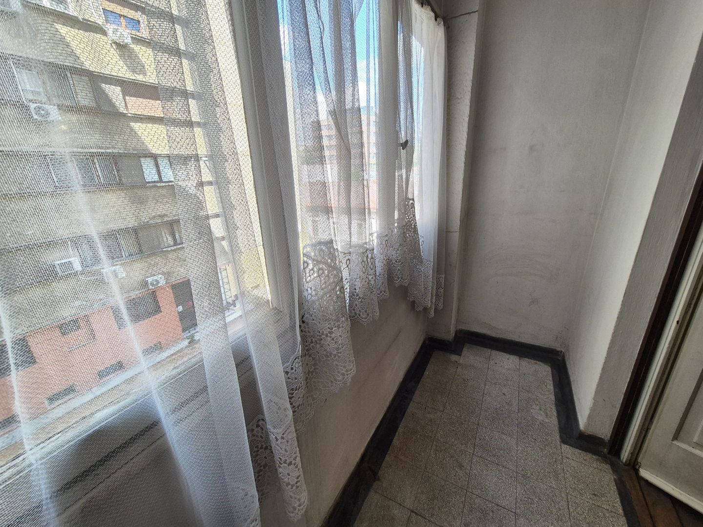 Apartament cu 4 camere 107,52 mp - Universitate - Poză 13