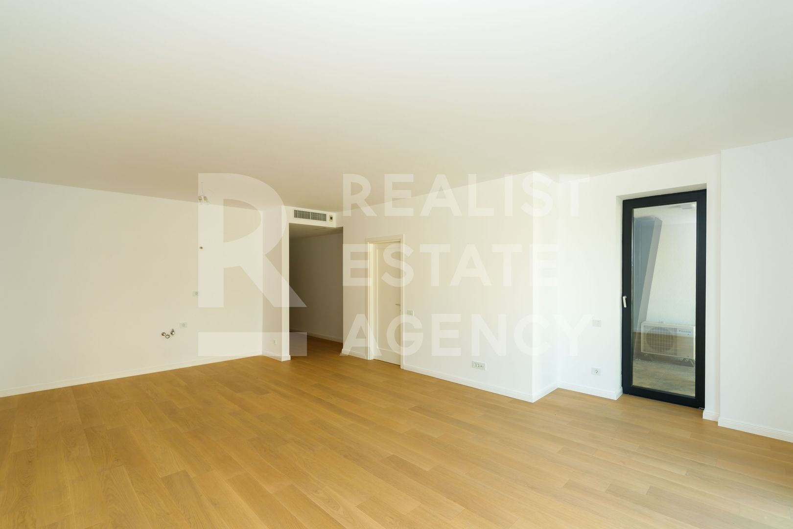 Apartament cu 2 camere, Becali Imobiliare, București, Pipera - Poză 4
