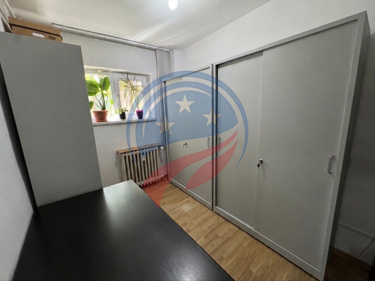 Spatiu birouri- apartament cu 2 camere Central - Poză 7