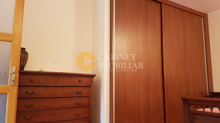 Casa renovata zona Centrala Iasi - manastirea Trei Ierarhi - Poză 5