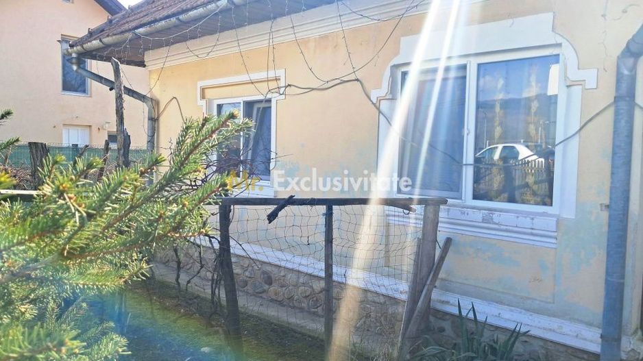 Casă și teren Polovragi - Poză 4