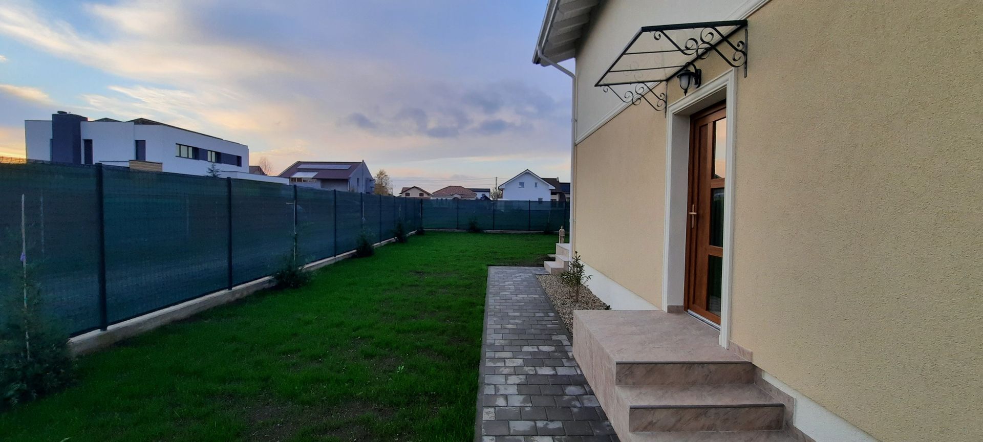 Duplex de vanzare - frumos si calitativ - Poză 2