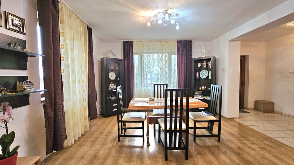 Casă cu 5 camere de vânzare in Lumina Constanta - Poză 3