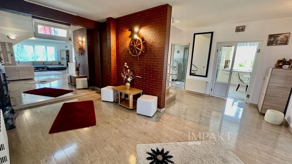 Casa deosebita cu 7 camere si piscina exterioara in cartierul Zorilor - Poză 15