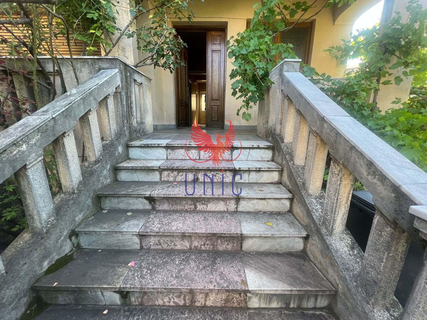 Casa Ultracentrala - Poză 2