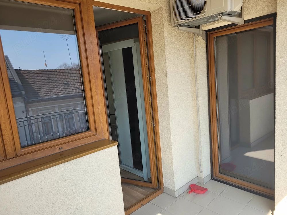 BRASADAS vinde a 2 cam CENTRU et. 2 bloc nou 70 mp utilat. - Poză 9