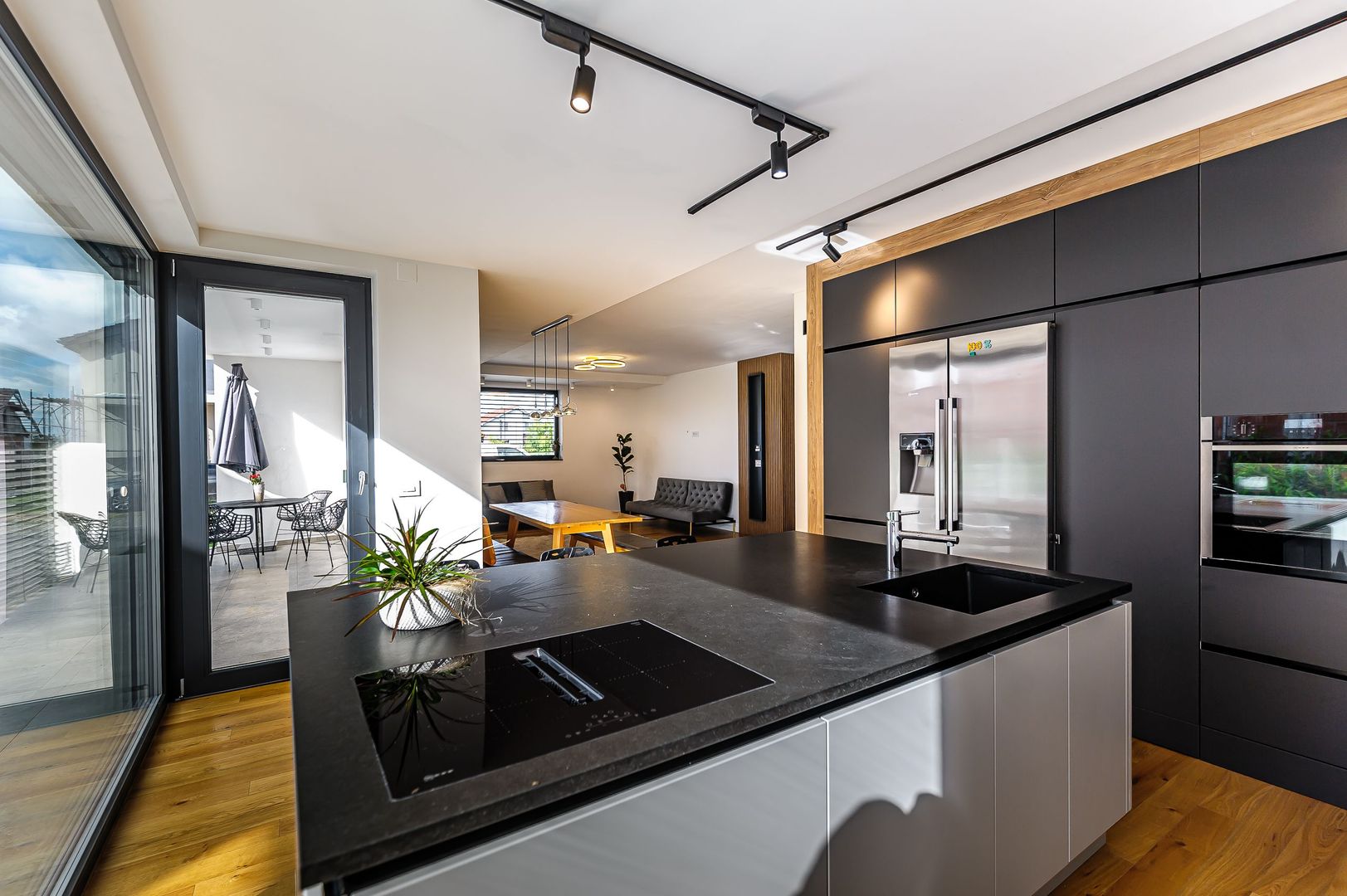 Vilă modernă in Bujac - Poză 4