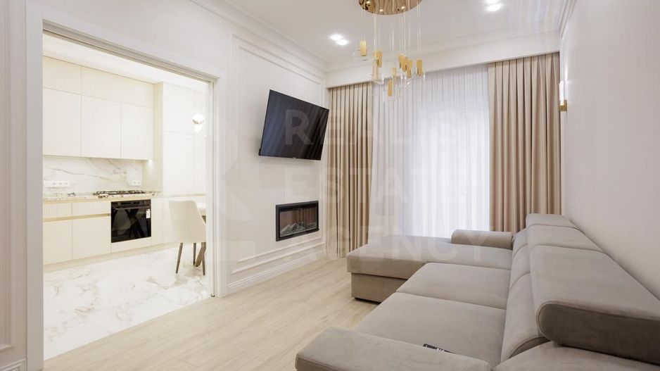 Chirie, apartament, 1 cameră + living, strada Moara Roşie, Centru - Poză 2