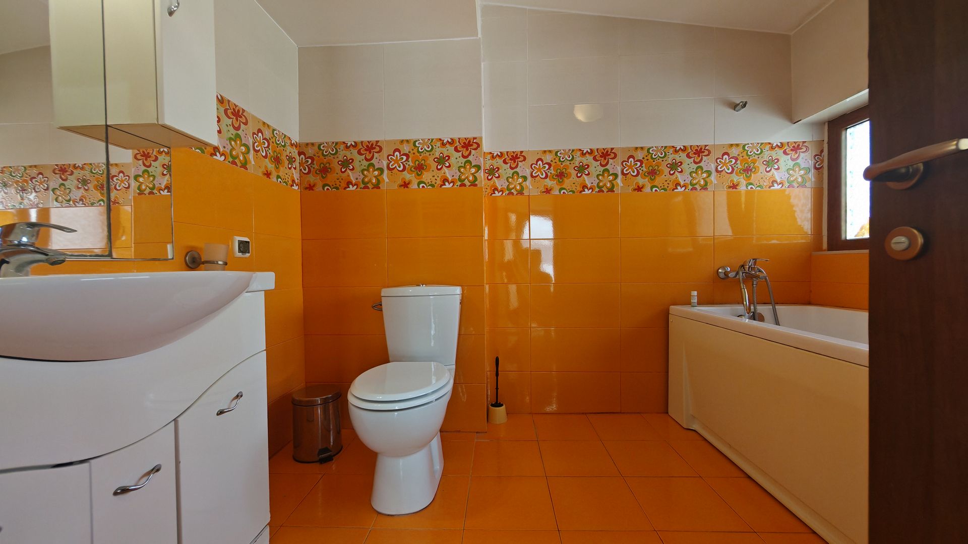 Vanzare apartament duplex Navodari, Constanta, 300-400m la plaja - Poză 17