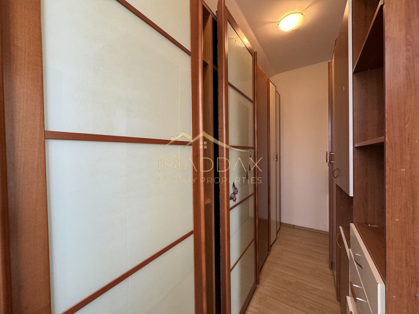 Vila Individuala 7 camere*Piscina*Teren 1000 mp / 8 parcari// Erou Iancu Nicolae - Poză 62